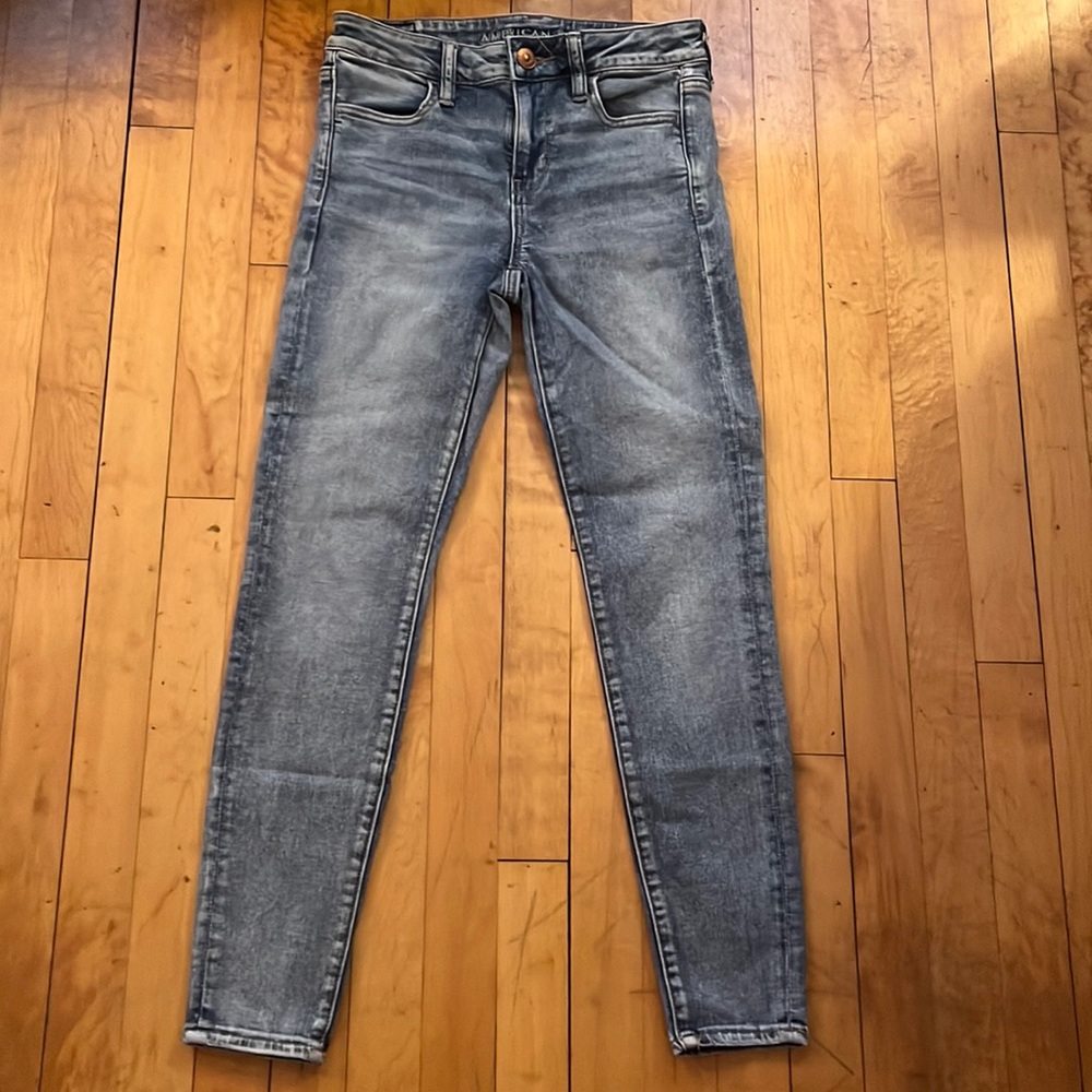 EUC American Eagle Jeggings Size 4 short